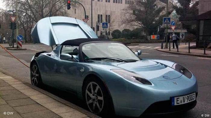 تيسلا رودستير - السيارات الكهربائية بوجه عام