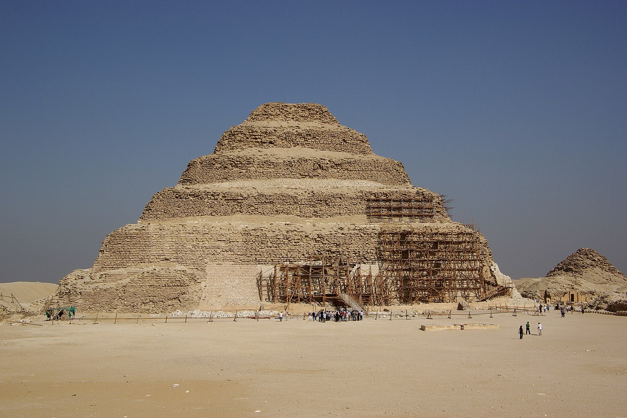 Saqqara BW 5 1 min - العمارة المصرية القديمة