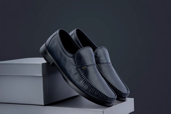 متجر العراب